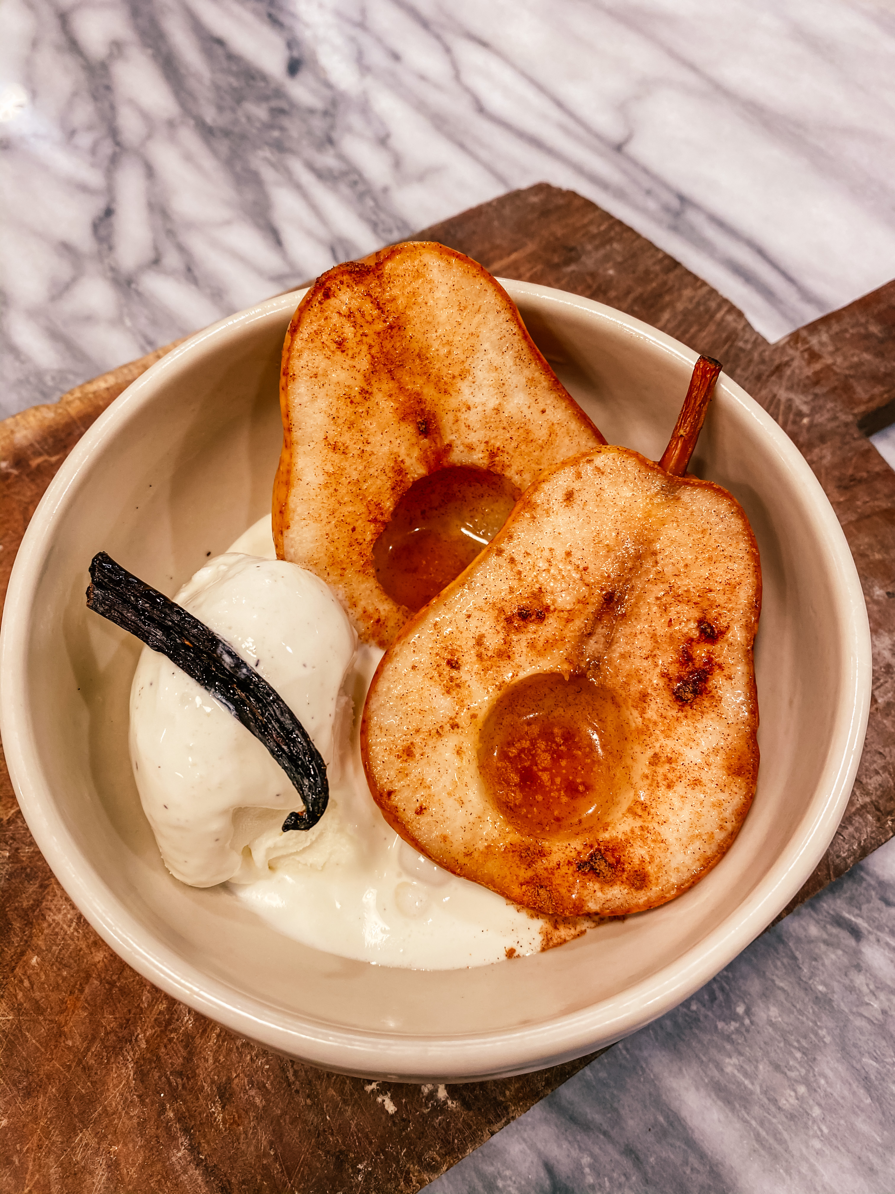 cinnamon baked pears dessert ice cream